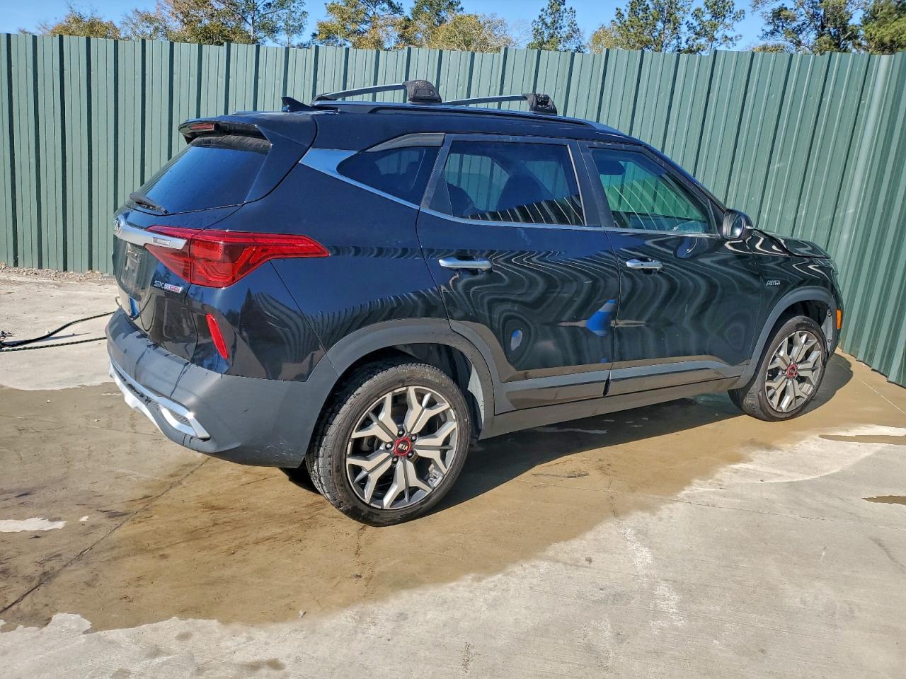 2021 KIA SELTOS SX photo 3
