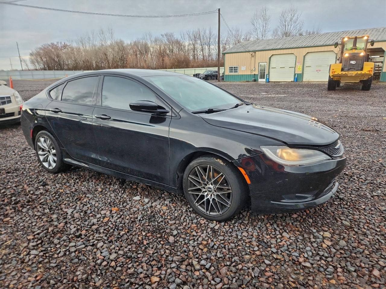 2015 CHRYSLER 200 S photo 4