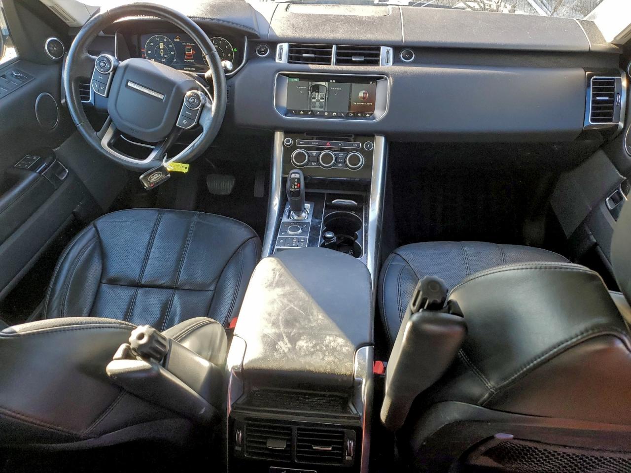 2017 LAND ROVER RANGE ROVER SPORT HSE photo 8
