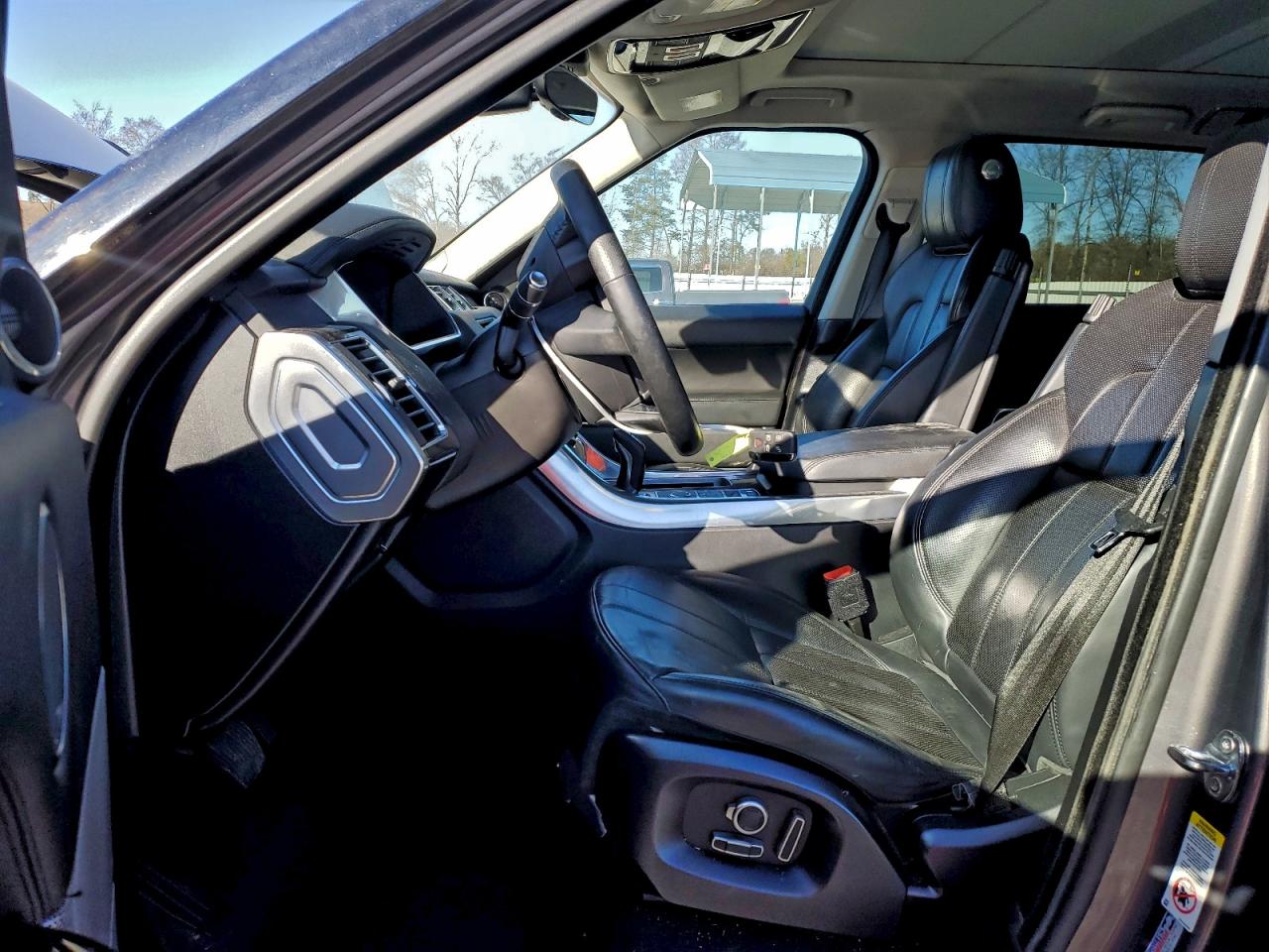 2017 LAND ROVER RANGE ROVER SPORT HSE photo 7