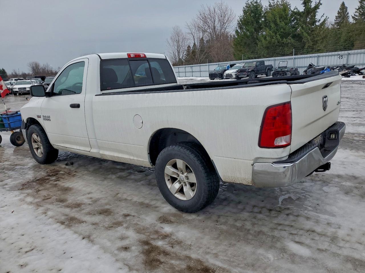 2015 RAM 1500 ST photo 4