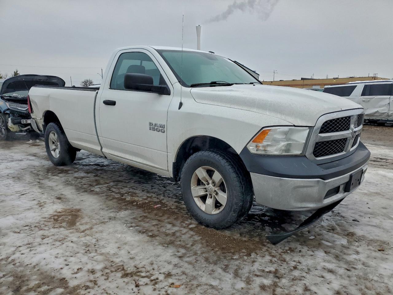 2015 RAM 1500 ST photo 10