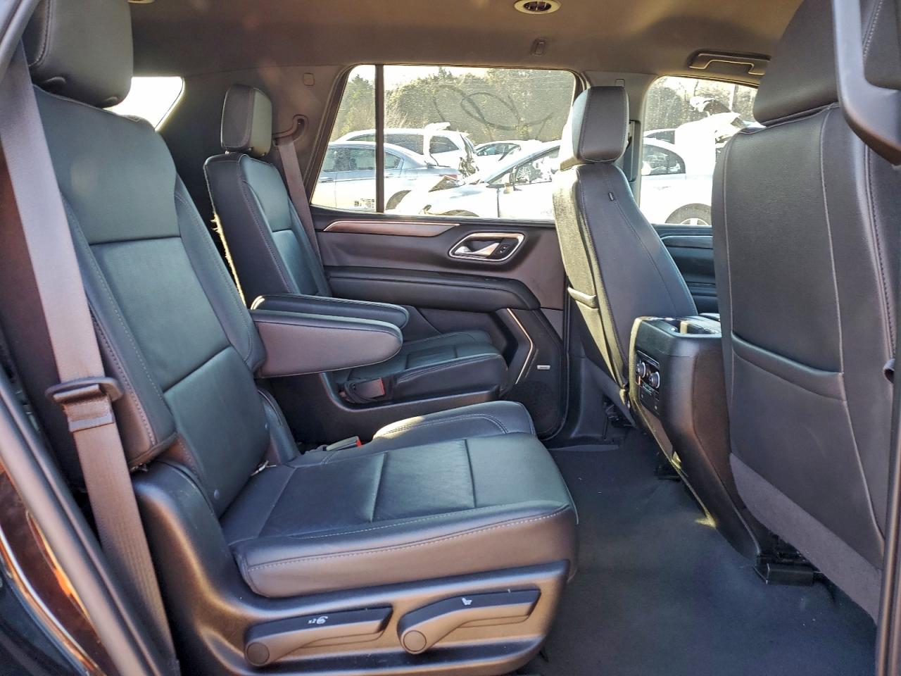 2022 CHEVROLET TAHOE C1500 LT photo 11
