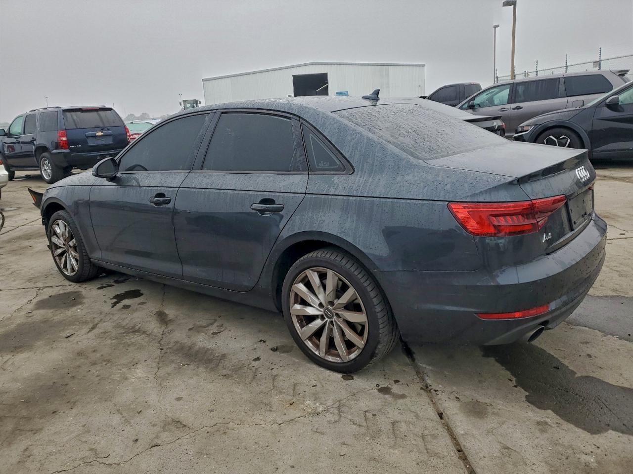 2017 AUDI A4 PREMIUM photo 3