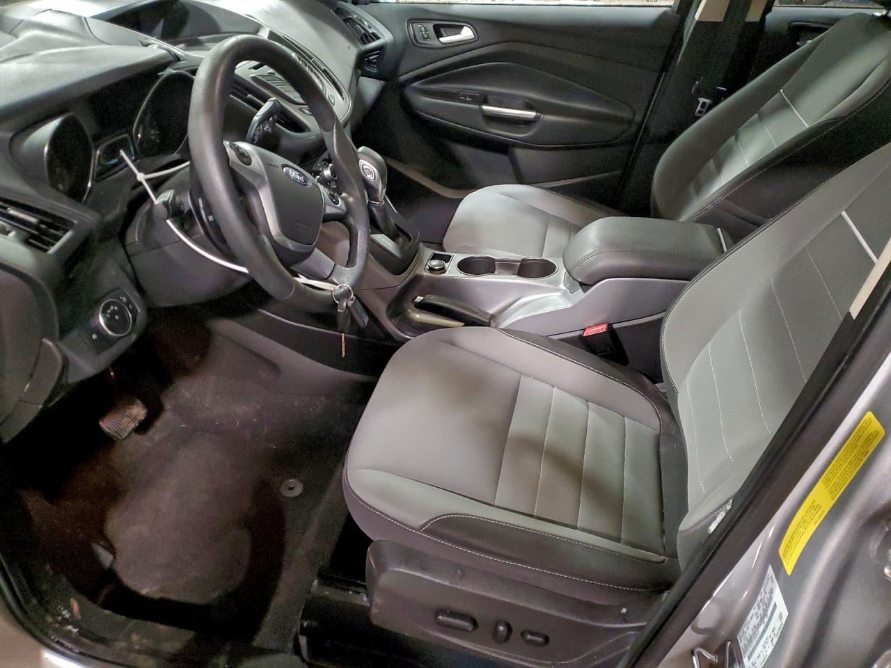 2015 FORD ESCAPE SE photo 13