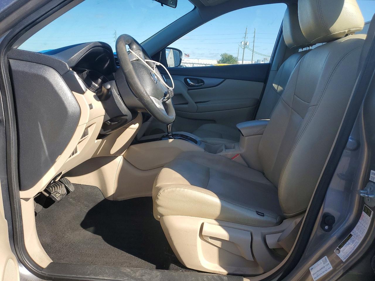 2016 NISSAN ROGUE S photo 13