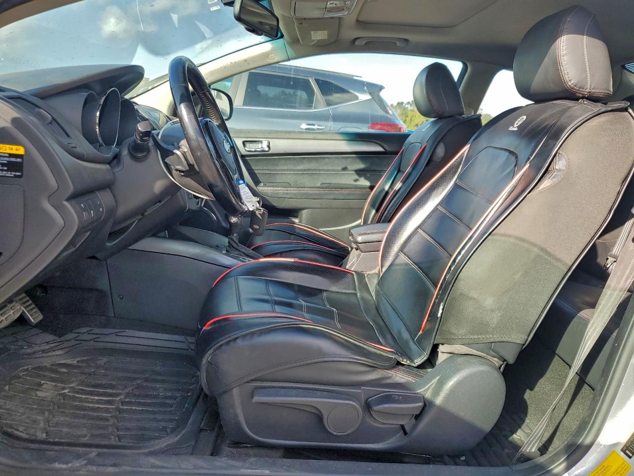 2013 KIA FORTE SX photo 19