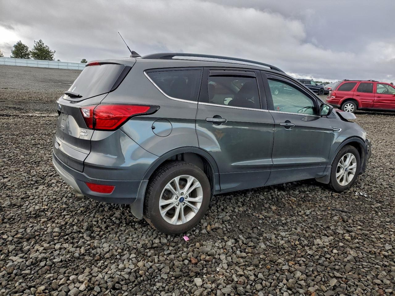 2019 FORD ESCAPE SEL photo 3