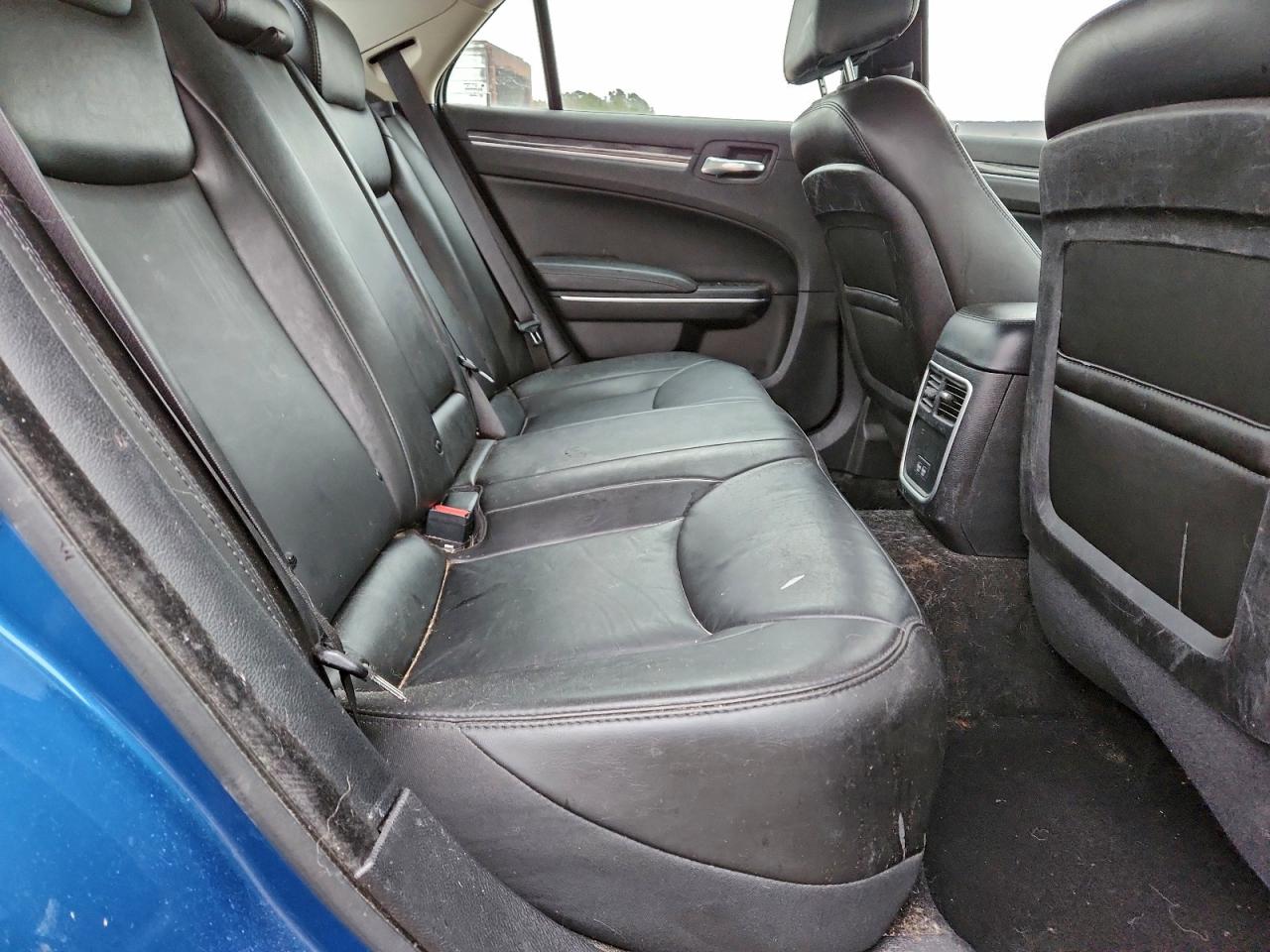 2021 CHRYSLER 300 TOURING photo 19