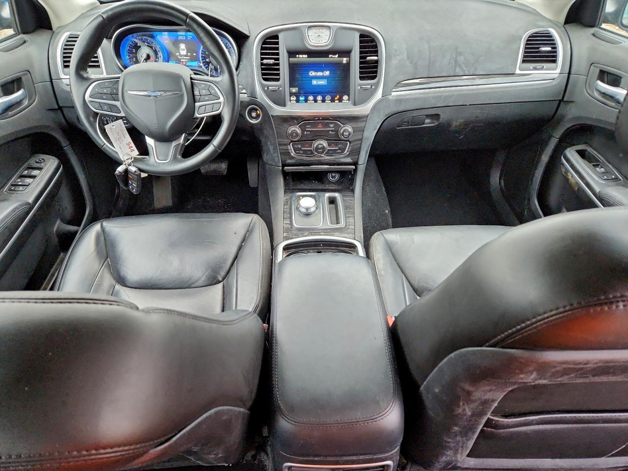 2021 CHRYSLER 300 TOURING photo 15