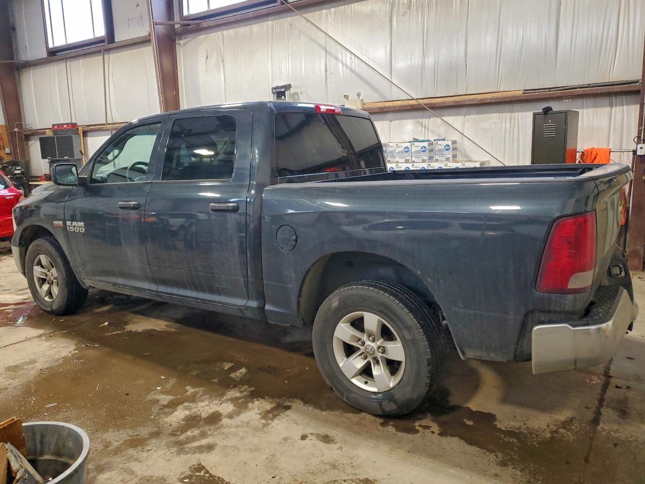 2014 RAM 1500 ST photo 2