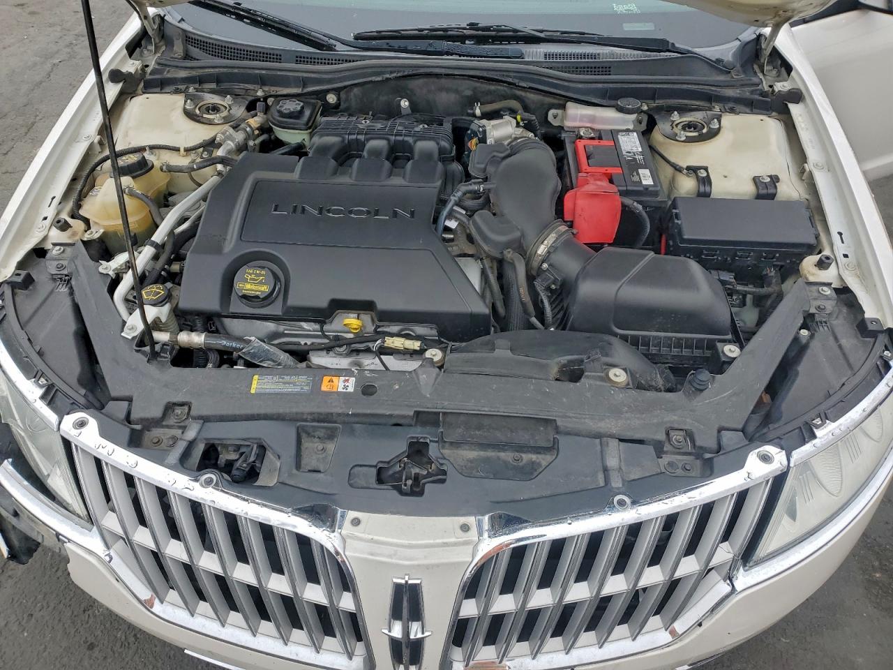 2011 LINCOLN MKZ photo 11