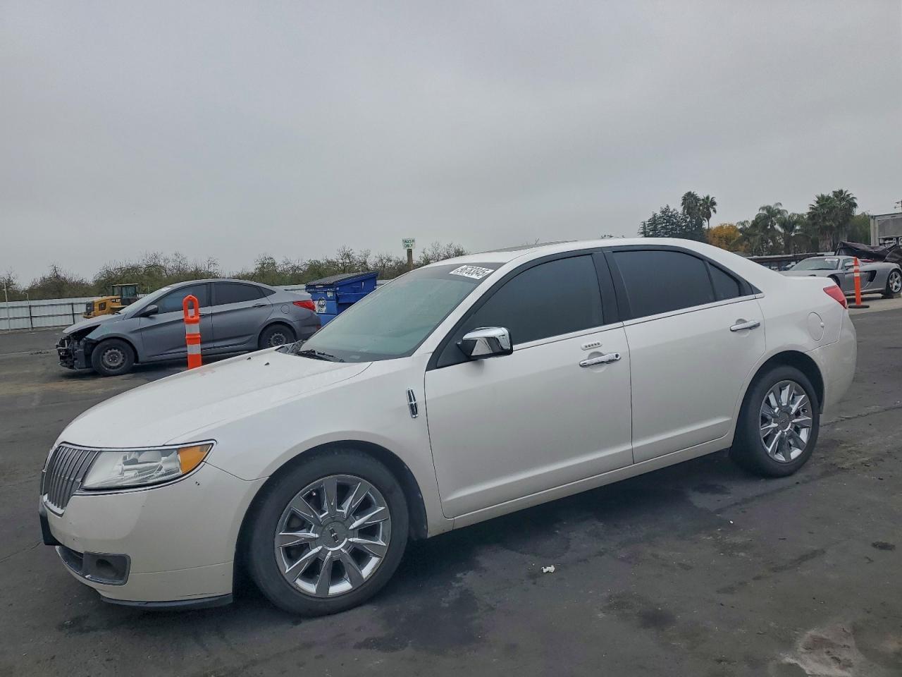 2011 LINCOLN MKZ — FRONT END damage — photo 1
