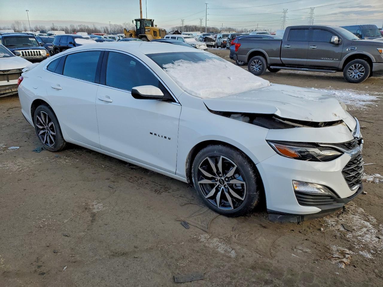 2024 CHEVROLET MALIBU RS photo 4