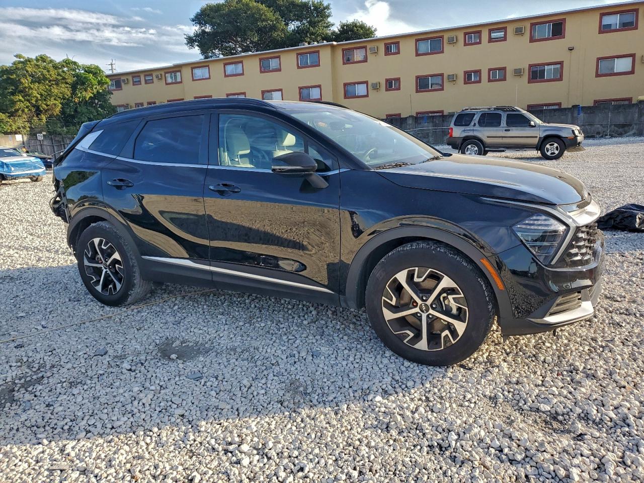 2025 KIA SPORTAGE EX photo 7