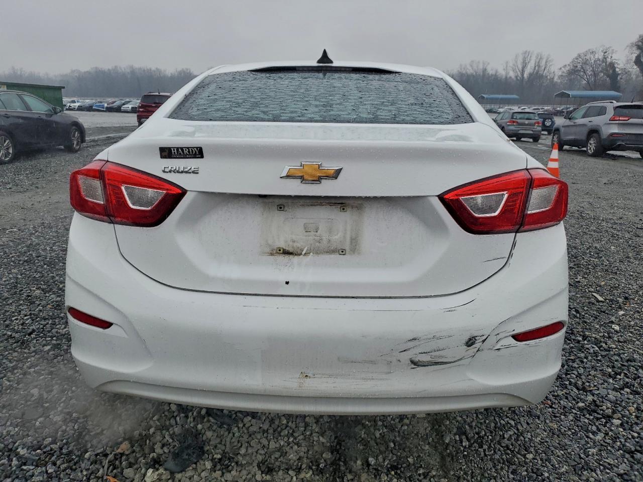 2019 CHEVROLET CRUZE LS photo 11