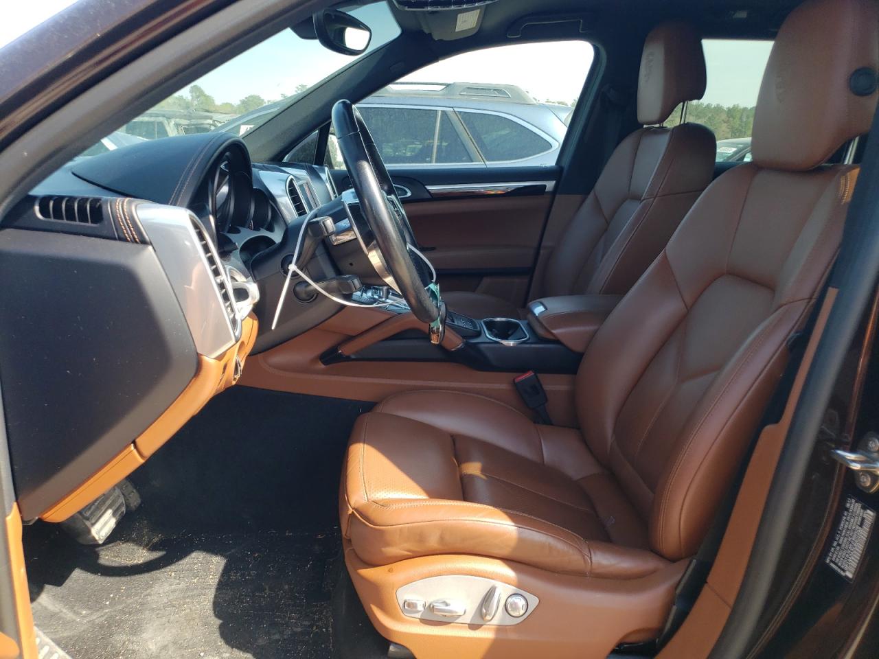 2018 PORSCHE CAYENNE photo 7