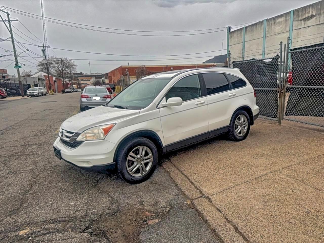 2010 HONDA CR-V EXL photo 2
