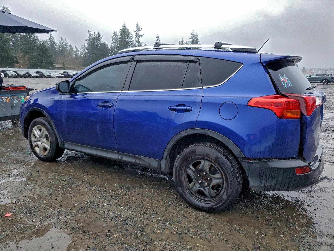 2014 TOYOTA RAV4 LE photo 2