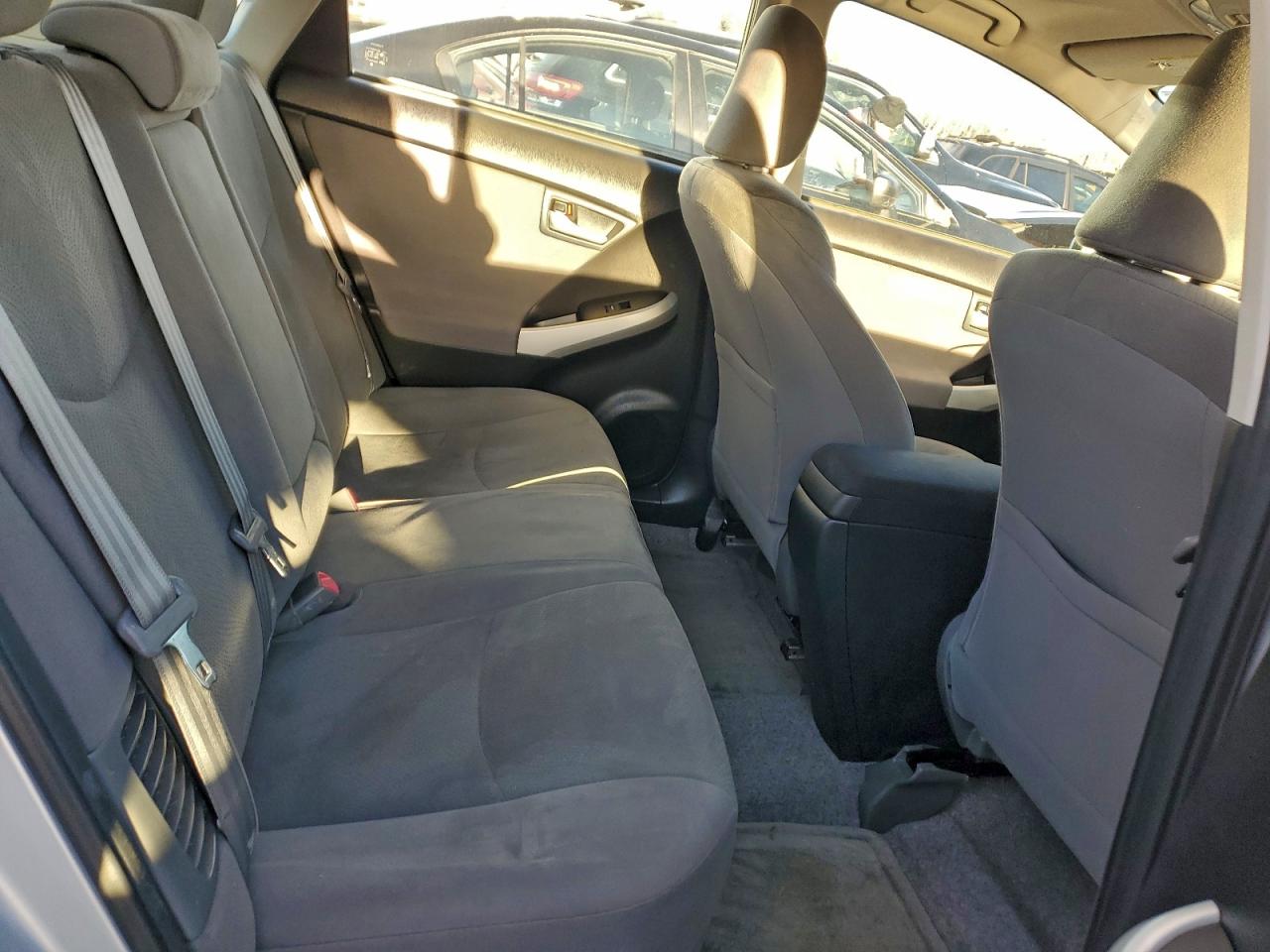 2012 TOYOTA PRIUS photo 10