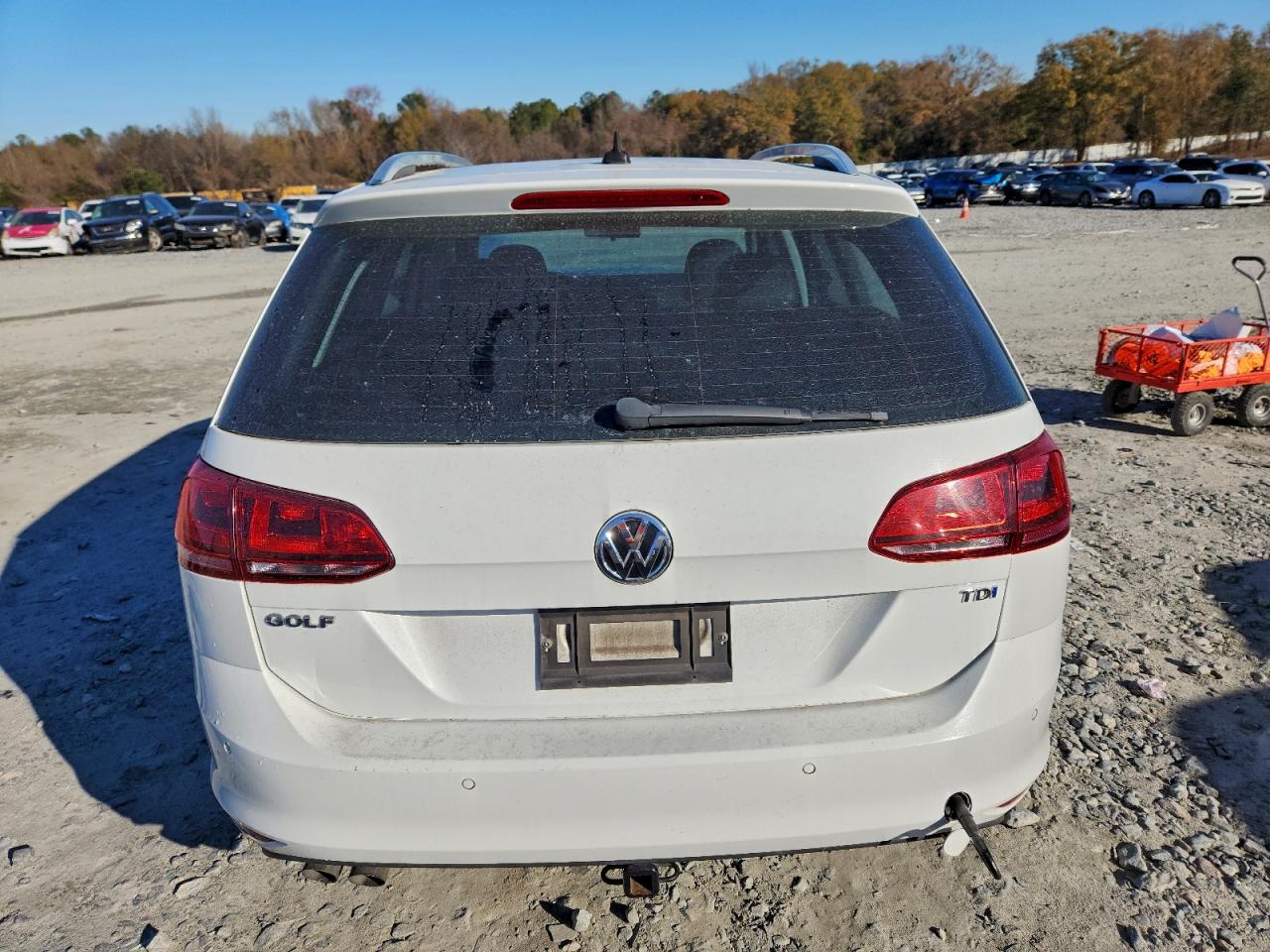 2015 VOLKSWAGEN GOLF SPORTWAGEN TDI S photo 6