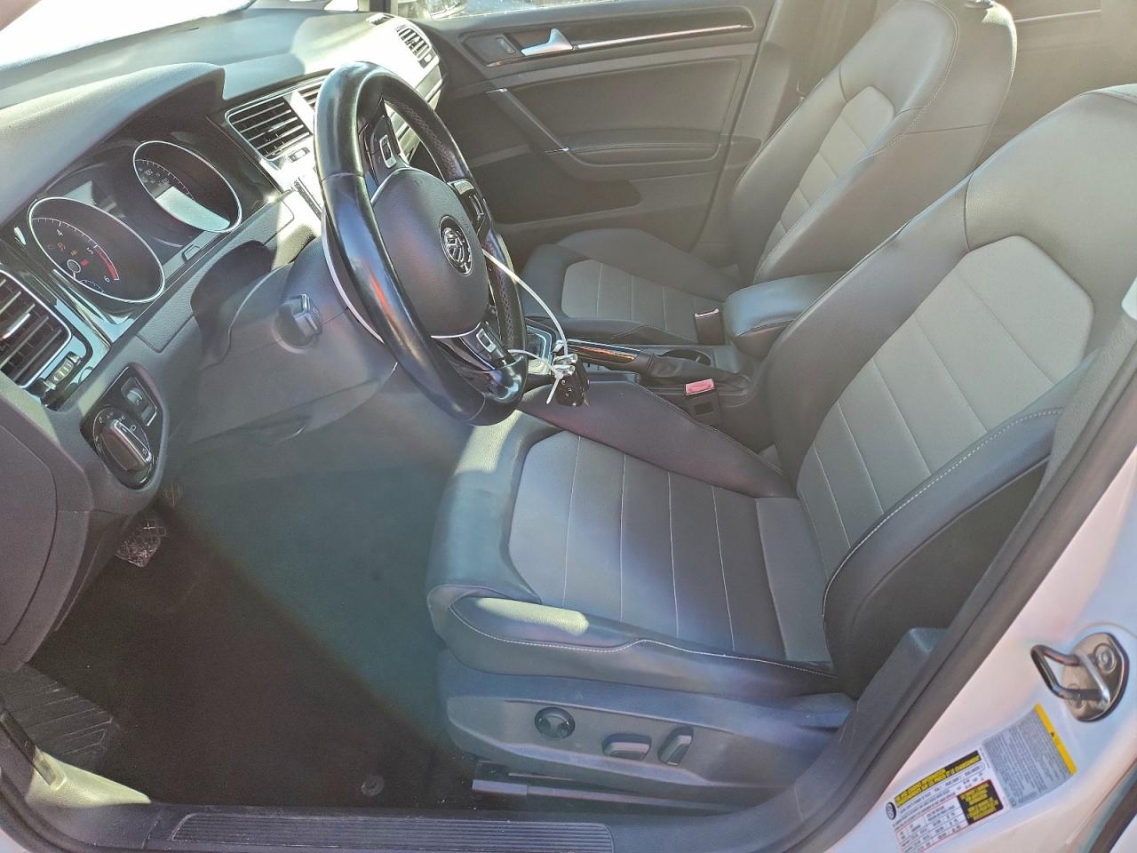 2015 VOLKSWAGEN GOLF SPORTWAGEN TDI S photo 7