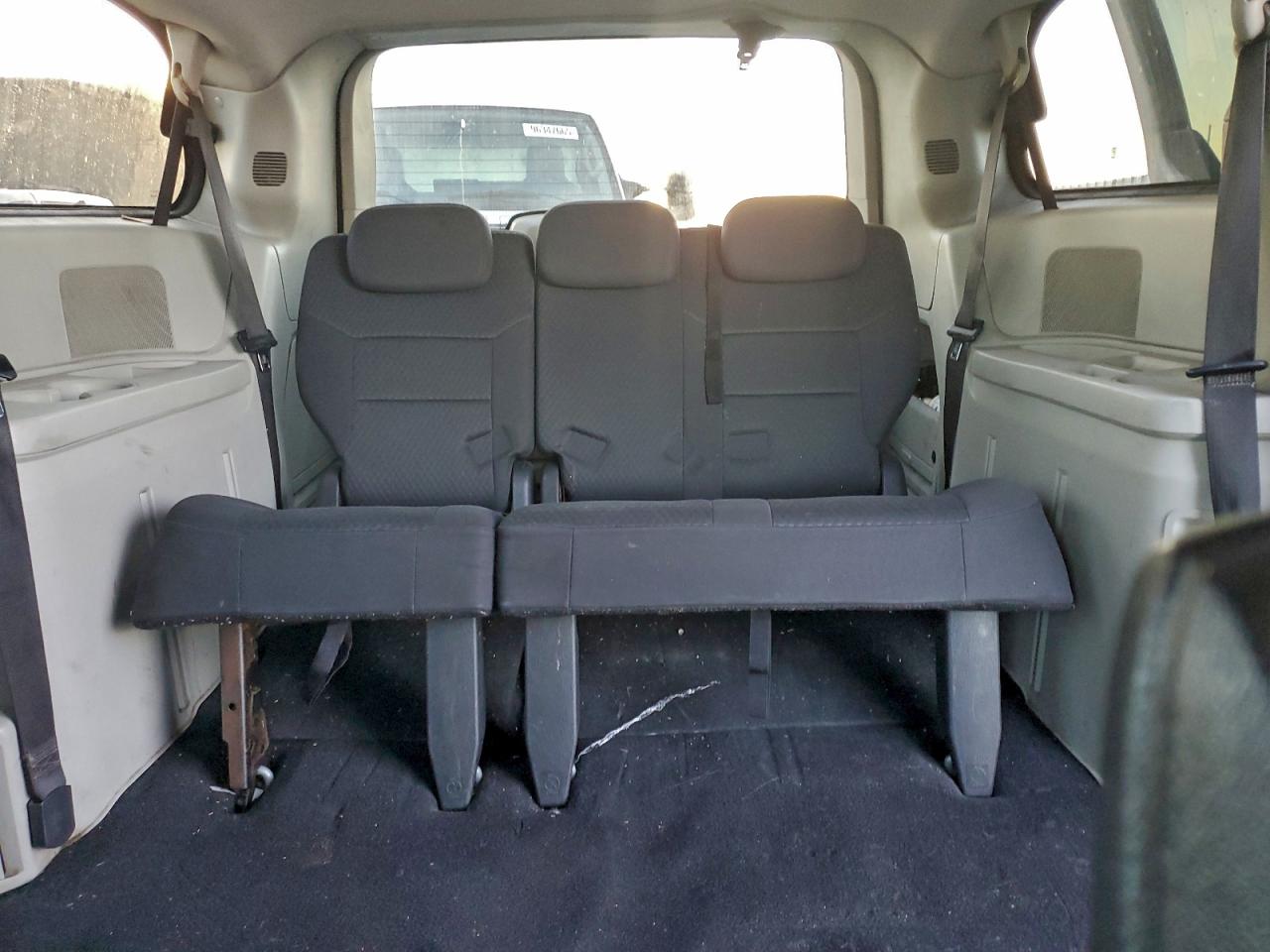2010 DODGE GRAND CARAVAN SXT photo 10