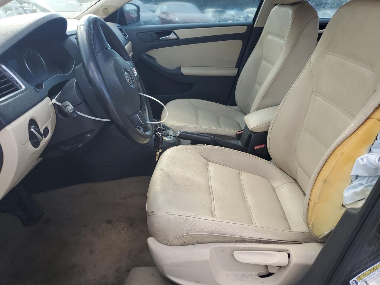 2012 VOLKSWAGEN JETTA SE photo 7