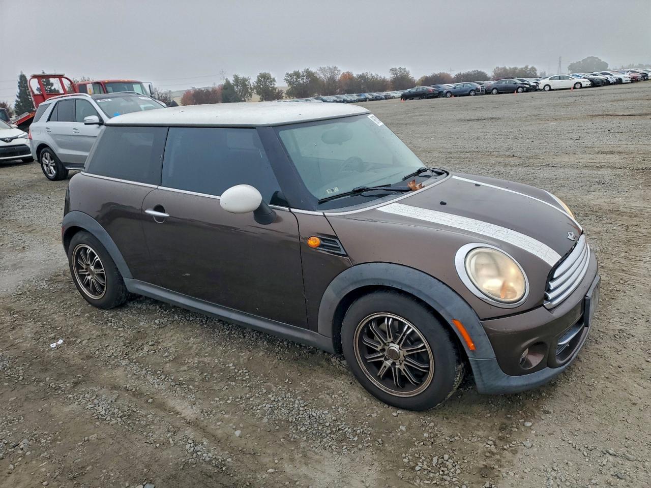 2011 MINI COOPER photo 4