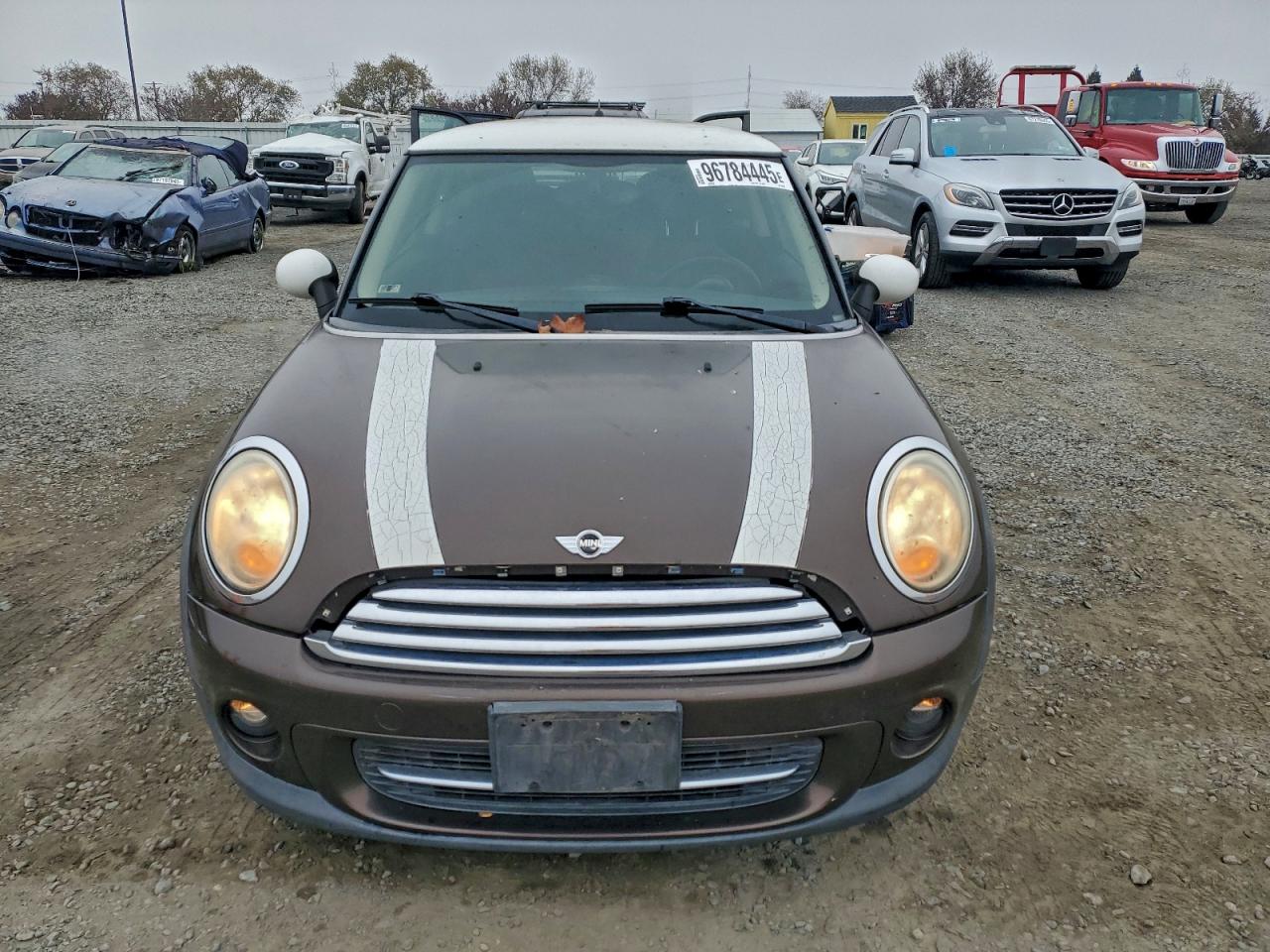 2011 MINI COOPER photo 5