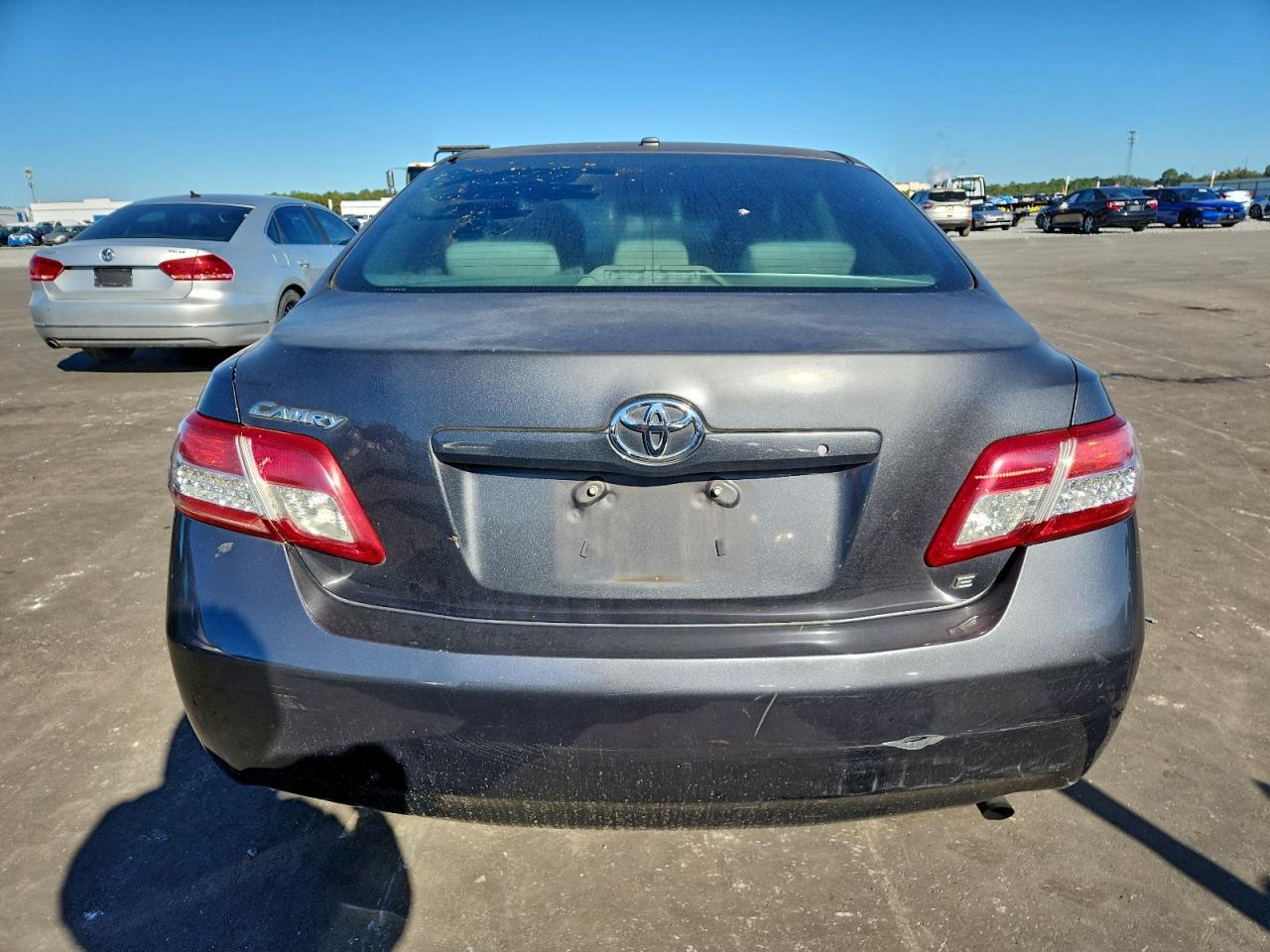 2011 TOYOTA CAMRY BASE photo 6