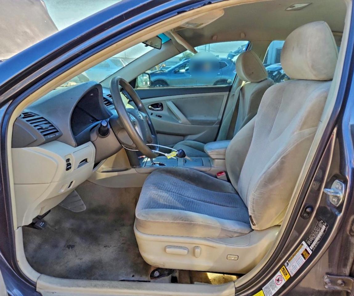 2011 TOYOTA CAMRY BASE photo 7