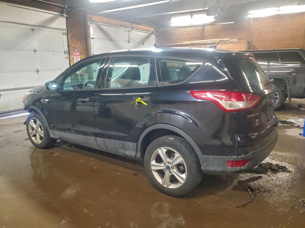 2016 FORD ESCAPE S photo 2