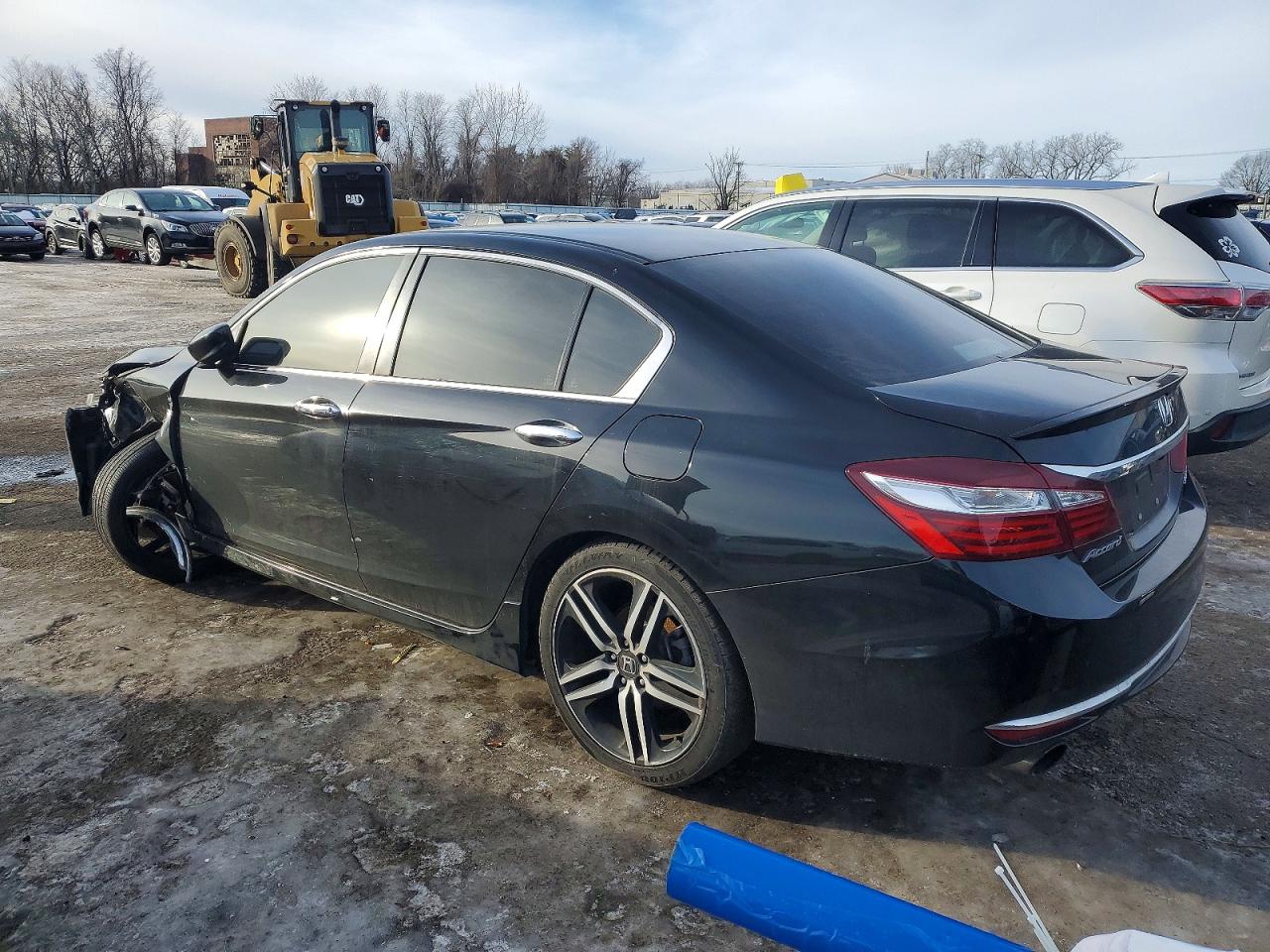 2017 HONDA ACCORD SPORT photo 3