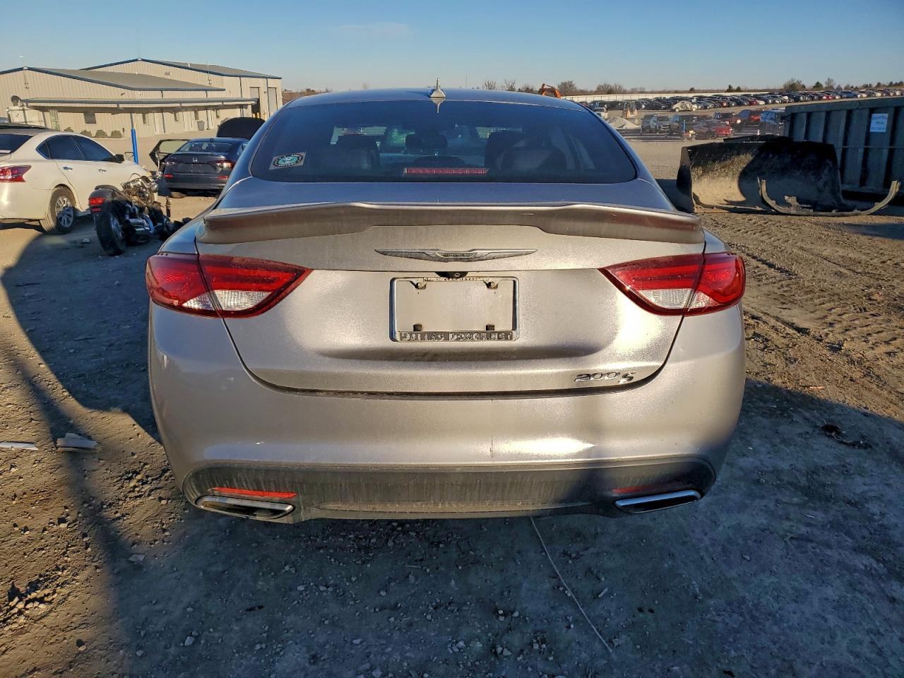 2015 CHRYSLER 200 S photo 6