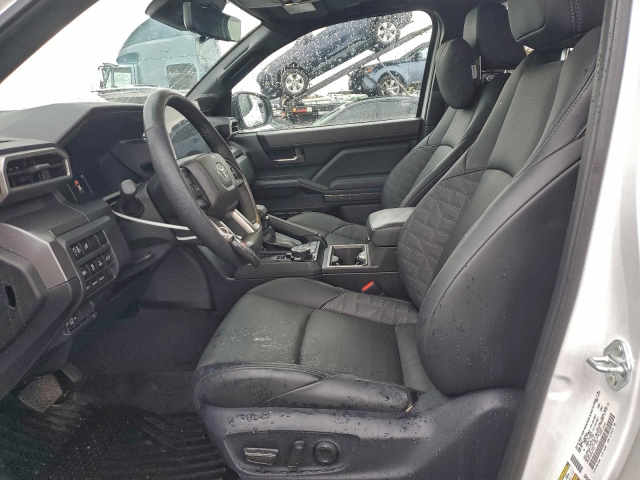 2024 TOYOTA TACOMA DOUBLE CAB photo 7