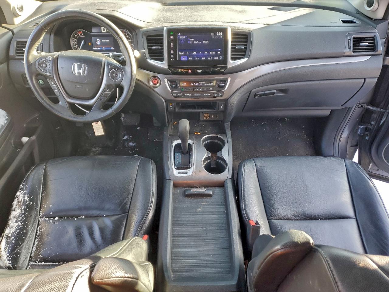 2016 HONDA PILOT EXL photo 8