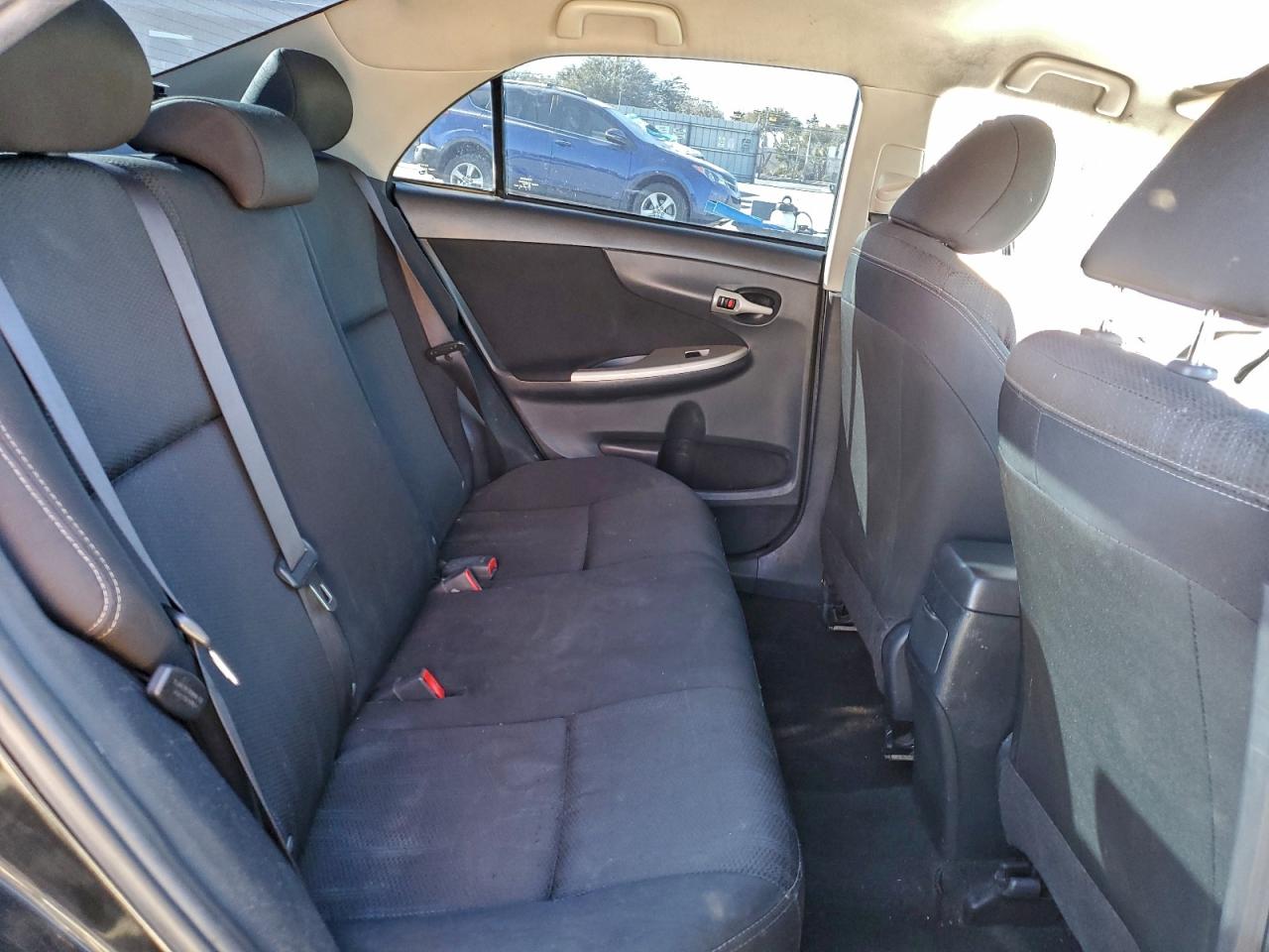 2013 TOYOTA COROLLA BASE photo 10