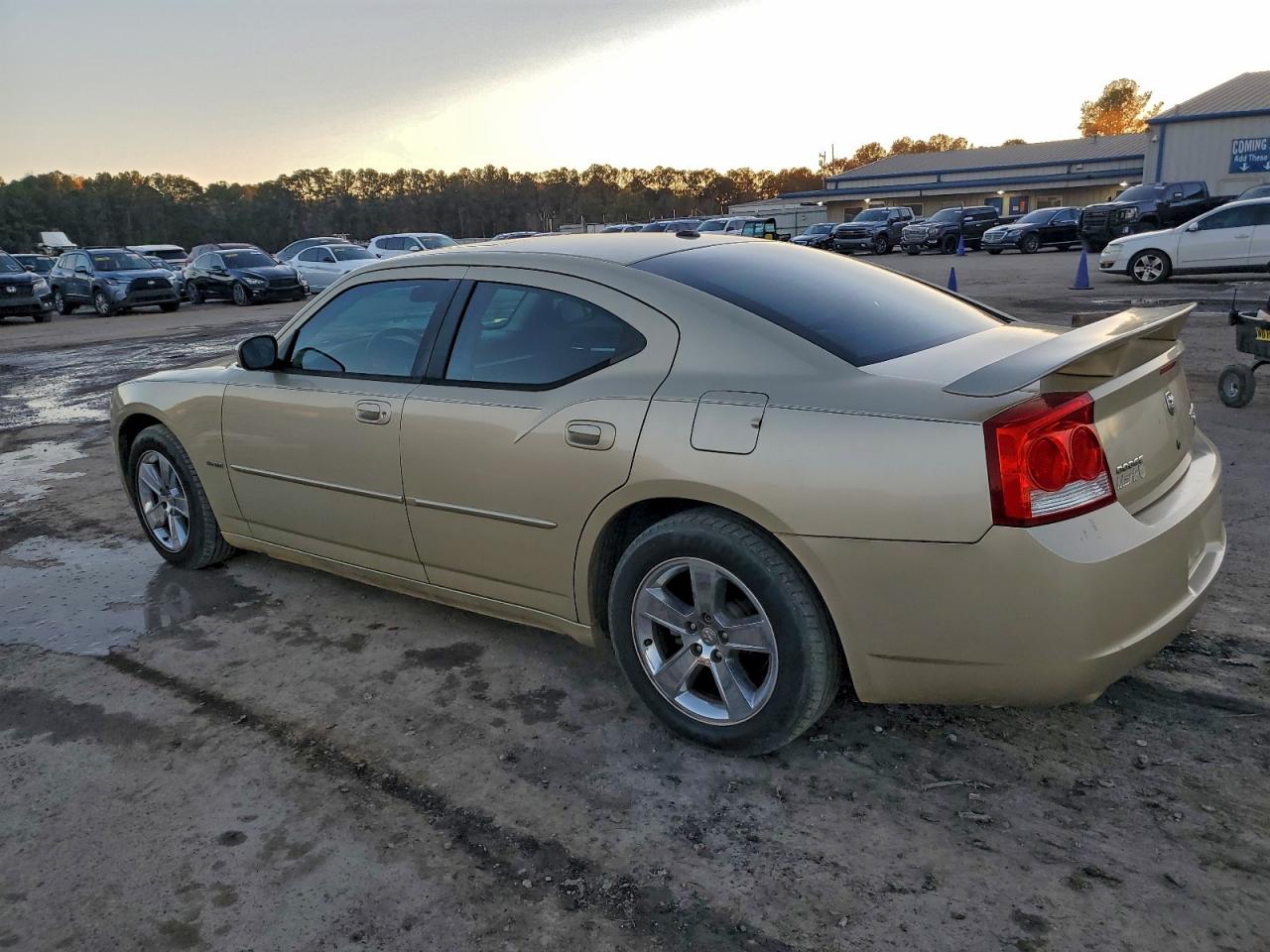 2010 DODGE CHARGER R/T photo 2