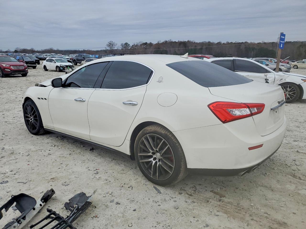 2017 MASERATI GHIBLI photo 2