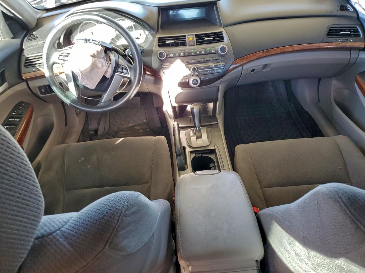 2012 HONDA ACCORD EX photo 8