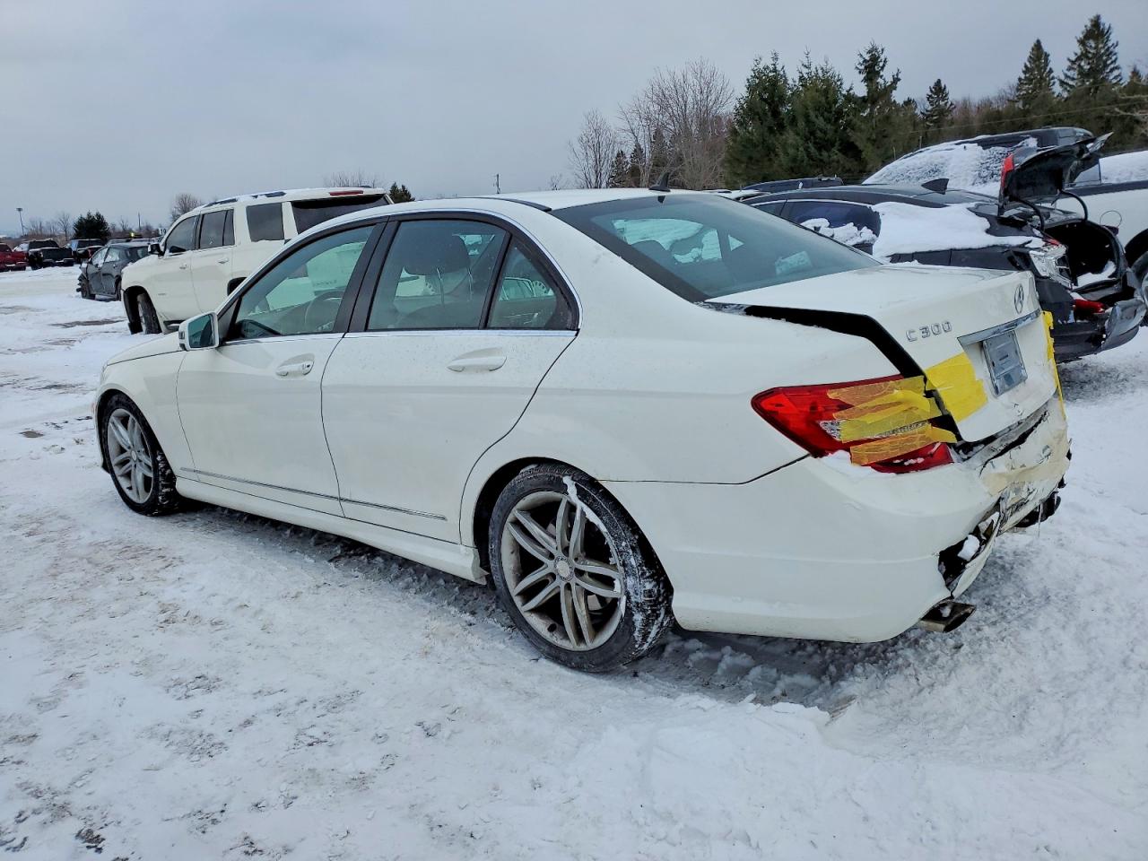 2014 MERCEDES-BENZ C 300 4MATIC photo 2