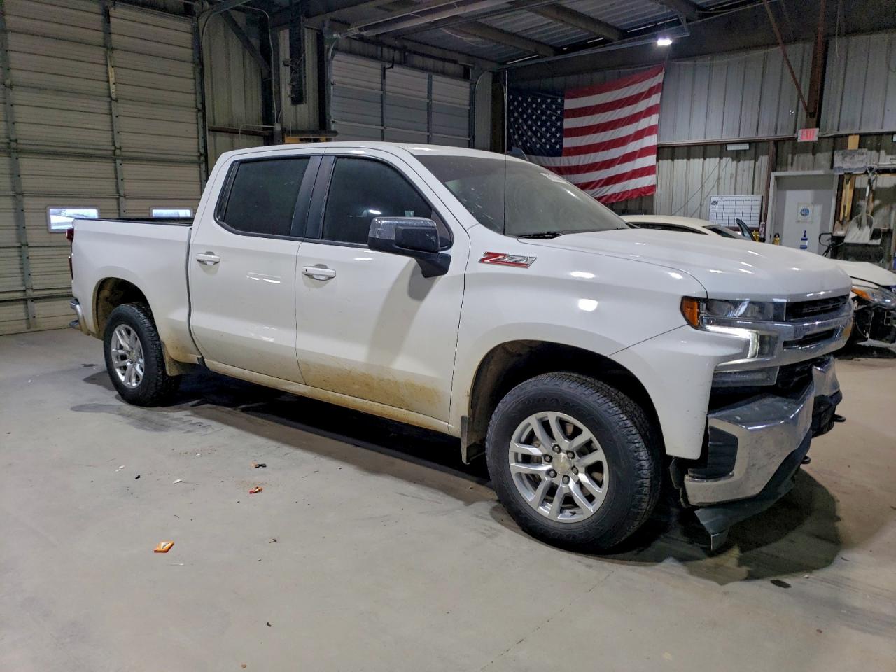 2021 CHEVROLET SILVERADO K1500 LT photo 4