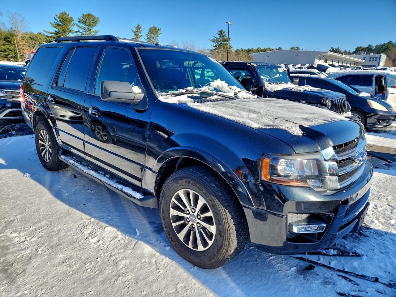 2015 FORD EXPEDITION XLT photo 4
