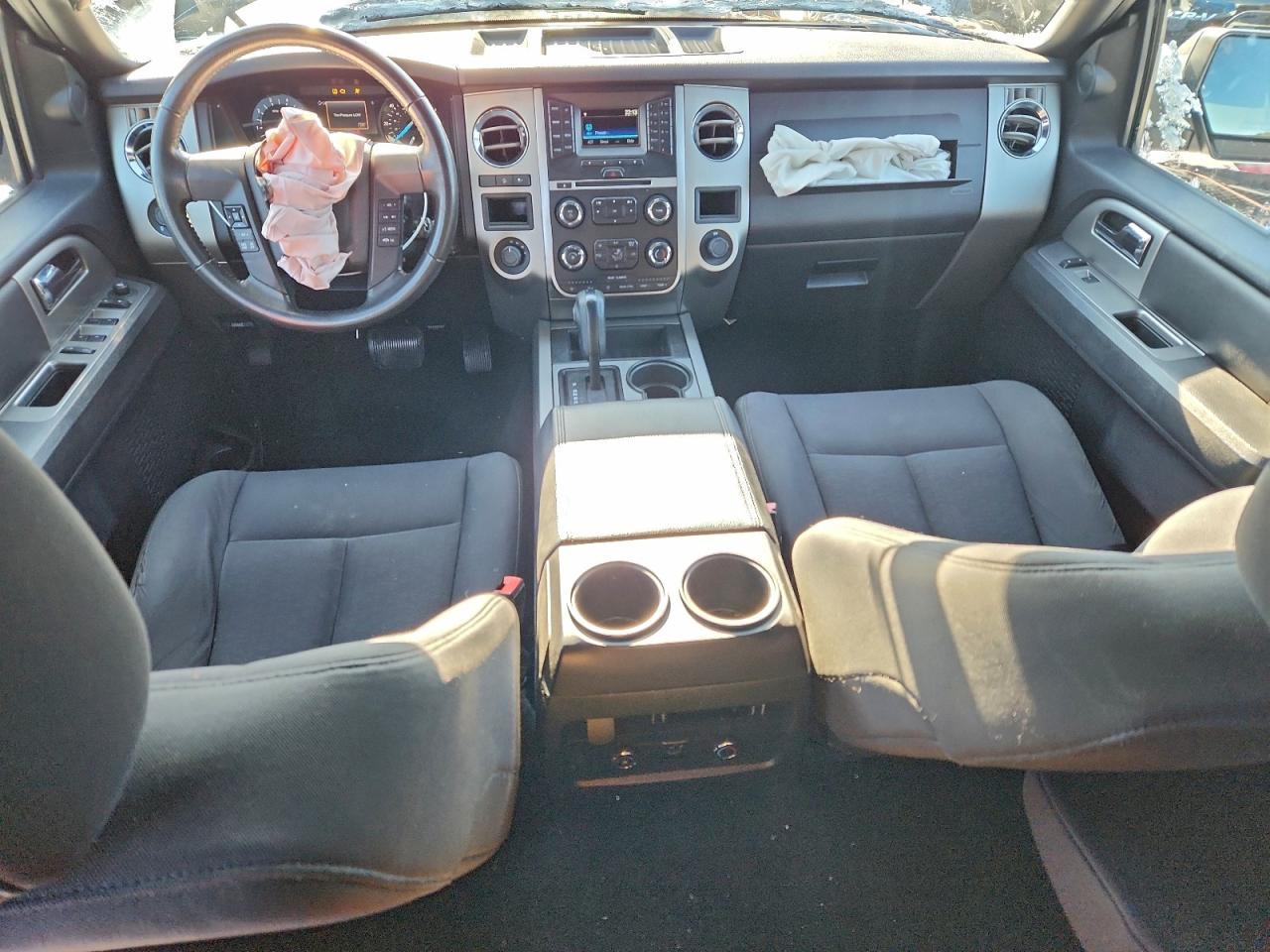 2015 FORD EXPEDITION XLT photo 8