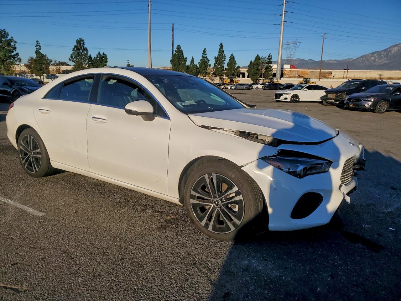 2025 MERCEDES-BENZ CLA 250 photo 4