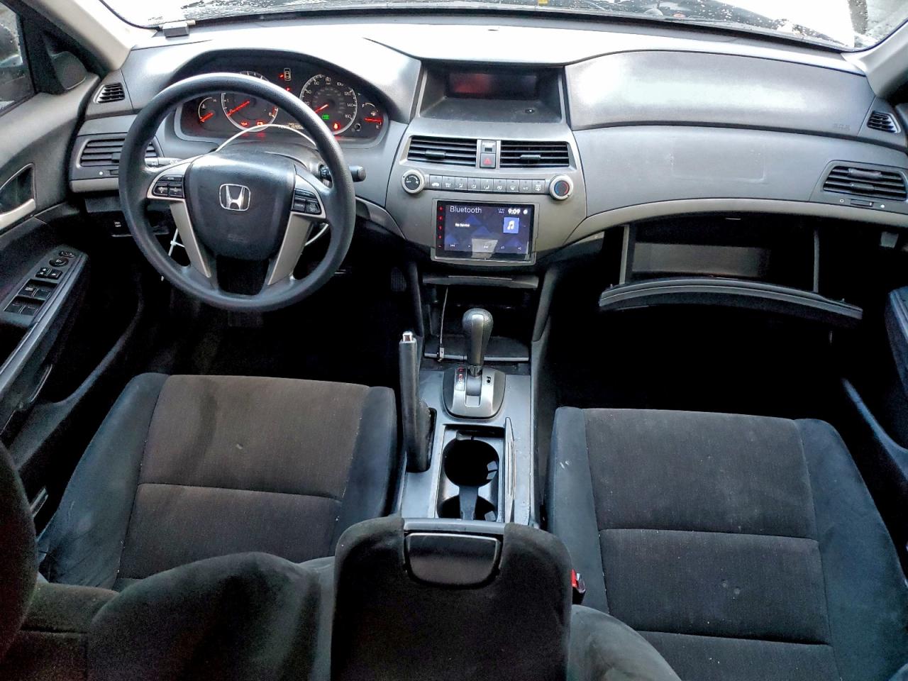 2009 HONDA ACCORD LX photo 8