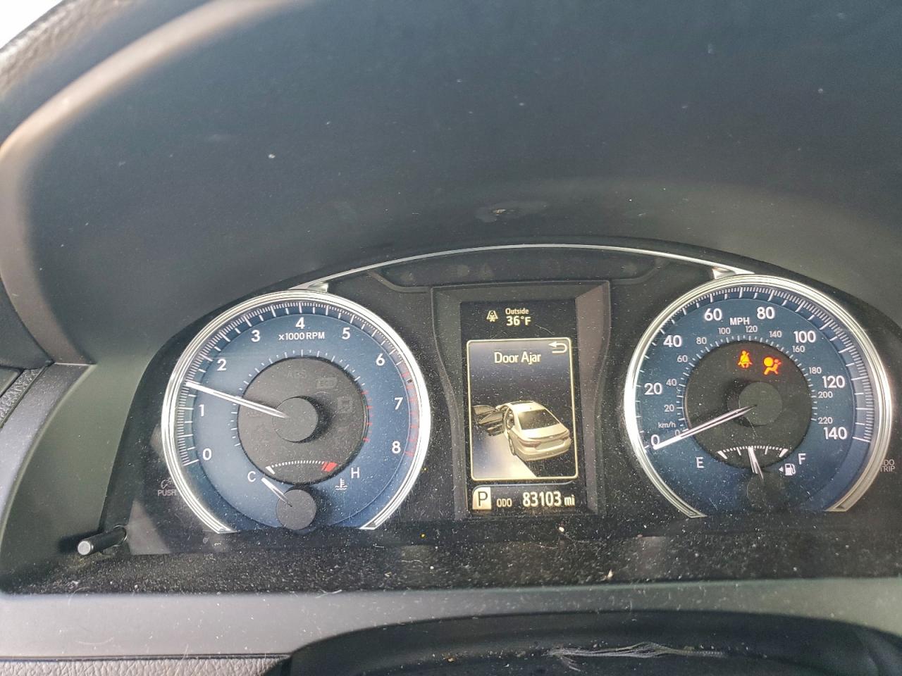 2016 TOYOTA CAMRY LE photo 9