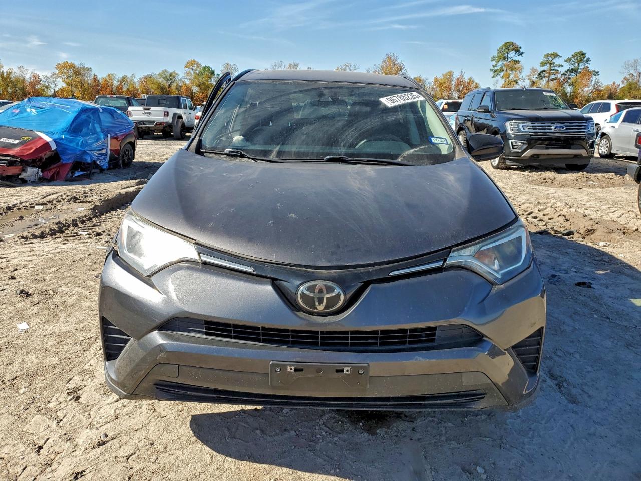 2018 TOYOTA RAV4 LE photo 5