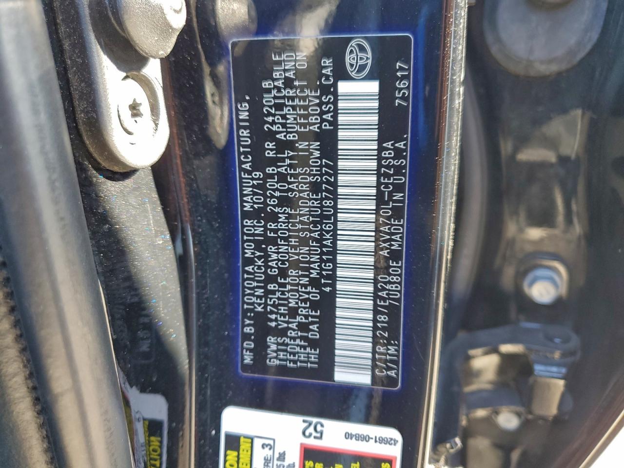 2020 TOYOTA CAMRY SE photo 13